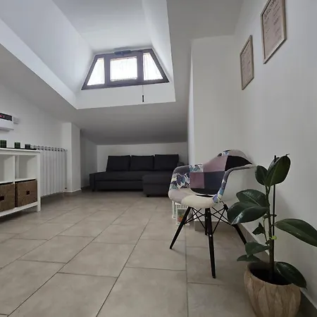 Caly Nyaraló Caserta